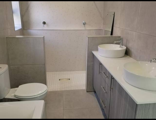 3 BEDROOM HOUSE FOR SALE IN VANDERBIJLPARK SE 3